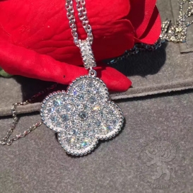 Van Cleef & Arpels  Magic Alhambra long necklace 60 diamonds 