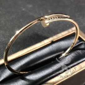 CARTIER Bracelet Juste un Clou small Signature