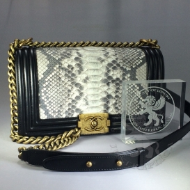 Chanel Boy 25cm Python