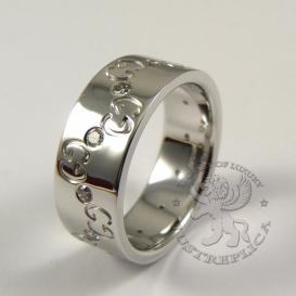 GUCCI Ring 12 Diamonds