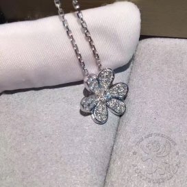 Van Cleef Arpels Necklace Frivole 55 Diamonds
