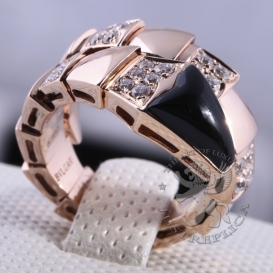 Bulgari Ring Serpenti Diamond And Onyx Head