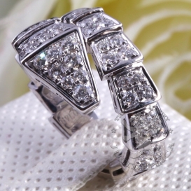 Bulgari Ring Serpenti one-coil pave Diamonds