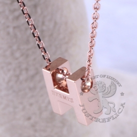 HERMES Pendant H