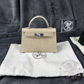 Hermes Kelly New 20cm Crocodile Alligator Shiny Parchemin 3C