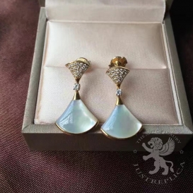 Bulgari Earrings Divas Dream MOP 26 Diamonds