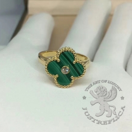 Van Cleef Arpels Ring Vintage Alhambra Malachite 1 diamond