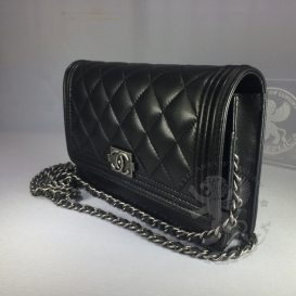Chanel Boy Lambskin WOC 19cm Black
