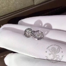 Bulgari Earstuds with Diamond