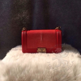 Chanel Boy Stingray 25cm Red