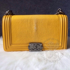 Chanel Boy Stingray 25cm Yellow