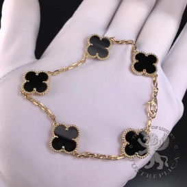 Van Cleef Arpels Bracelet Vintage Alhambra 5 motifs Onyx