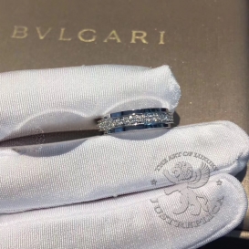 Piaget Ring Possession one row Diamonds