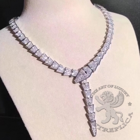 Bulgari Necklace Serpenti pave Diamonds