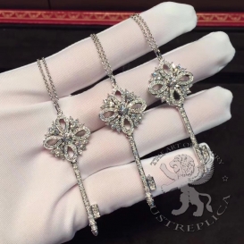 Tiffany Necklace Key Pendant Large 95 diamonds