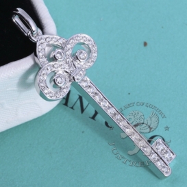 Tiffany Necklace Fleur de Lis Key Pendant