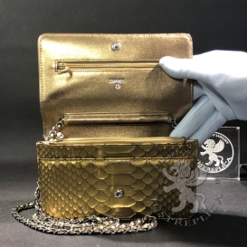 Chanel WOC 19cm Python Gold