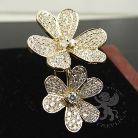 Van Cleef & Arpels Ring Frivole with diamonds