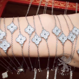 Van Cleef Arpels Bracelet Sweet Alhambra 12D