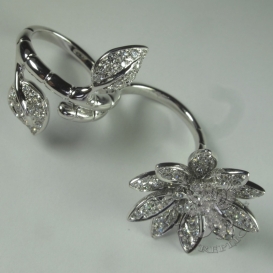 Van Cleef & Arpels Ring Lotus 92 diamonds