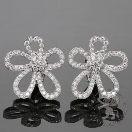 Van Cleef Arpels Earrings Flowerlace 142D