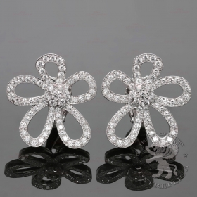 Van Cleef Arpels Earrings Flowerlace 142D