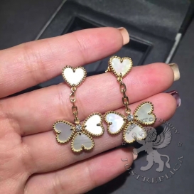 Van Cleef Arpels Earclips Alhambra MOP Heart 2D