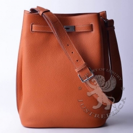 Hermes So Kelly Togo 22cm