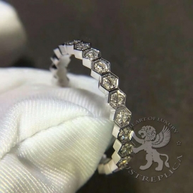 Chaumet Ring Bee my love 30 Diamonds
