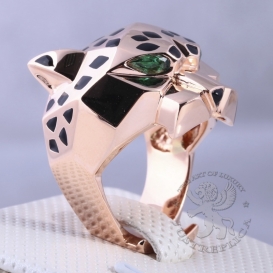 CARTIER Ring Panthere De Cartier 2 emeralds