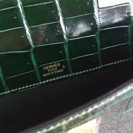Hermes Kelly Cut Clutch Crocodile Shiny Porosus Green