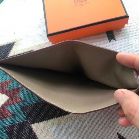 Hermes Bearn Wallet Togo Small Etoupe