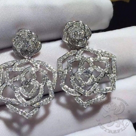 Piaget Earrings D300