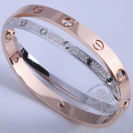 CARTIER Bracelet Love 6 main 152 small diamonds